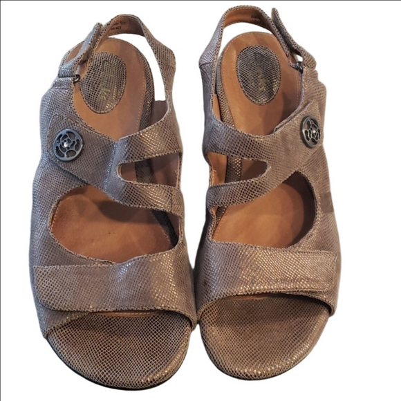 Clarks Shoes - Clarks Artisan Brown bronze Shimmer velcro closure leather sandals